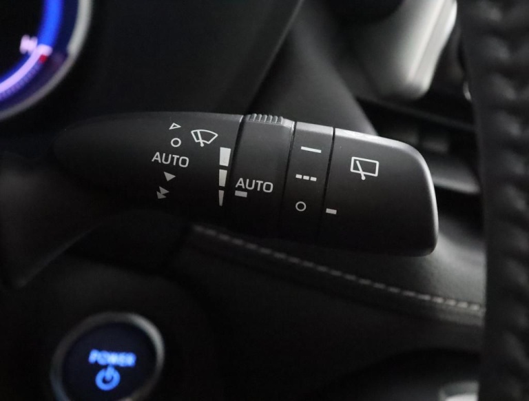 Toyota RAV4 - 2.5 Hybrid First Edition 103
