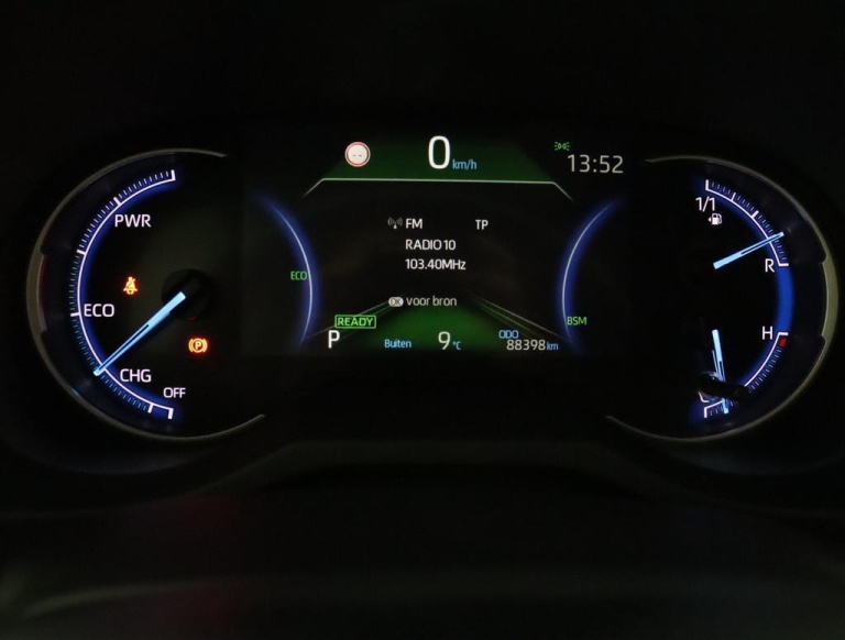 Toyota RAV4 - 2.5 Hybrid First Edition 124