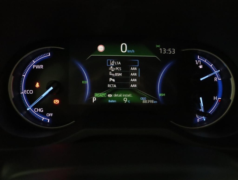 Toyota RAV4 - 2.5 Hybrid First Edition 126