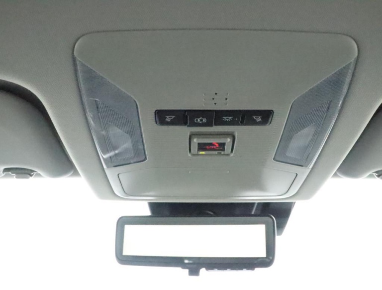 Toyota RAV4 - 2.5 Hybrid First Edition 142