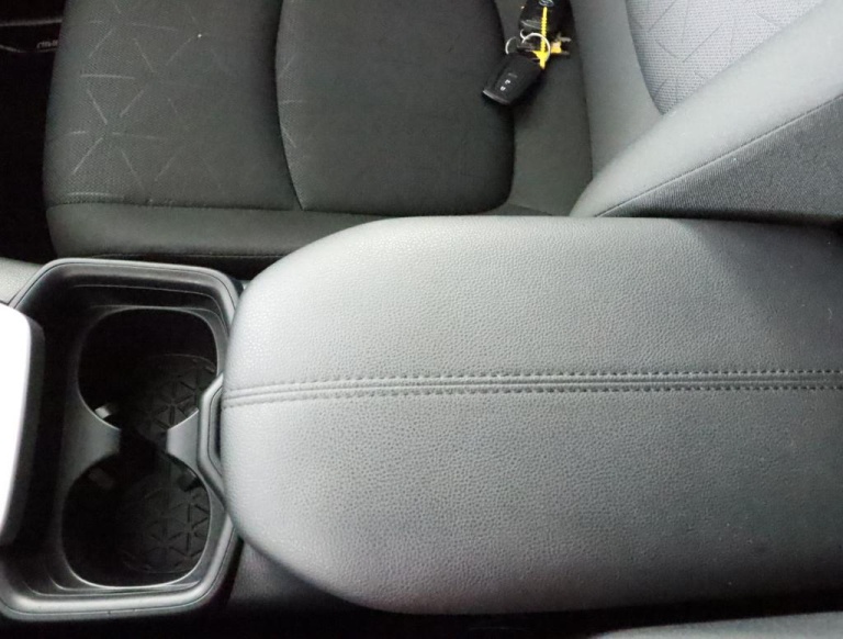 Toyota RAV4 - 2.5 Hybrid First Edition 27