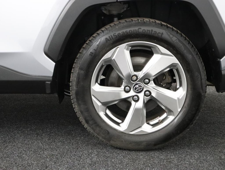Toyota RAV4 - 2.5 Hybrid First Edition 28