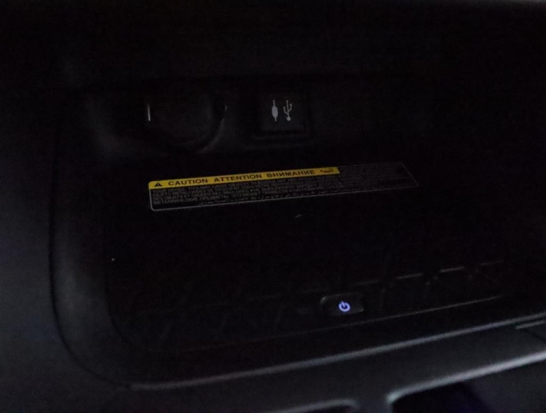 Toyota RAV4 - 2.5 Hybrid First Edition 34