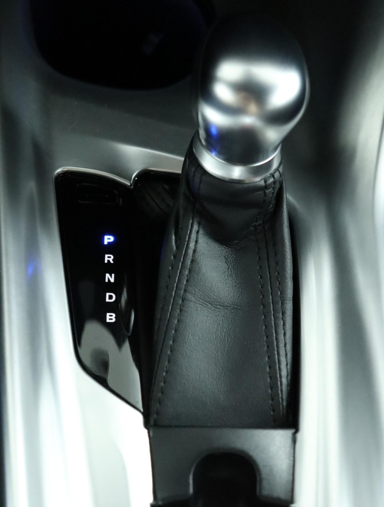 Toyota C-HR - 1.8 Hybrid Executive 27