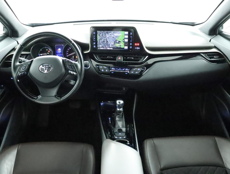 Toyota C-HR - 1.8 Hybrid Executive 4