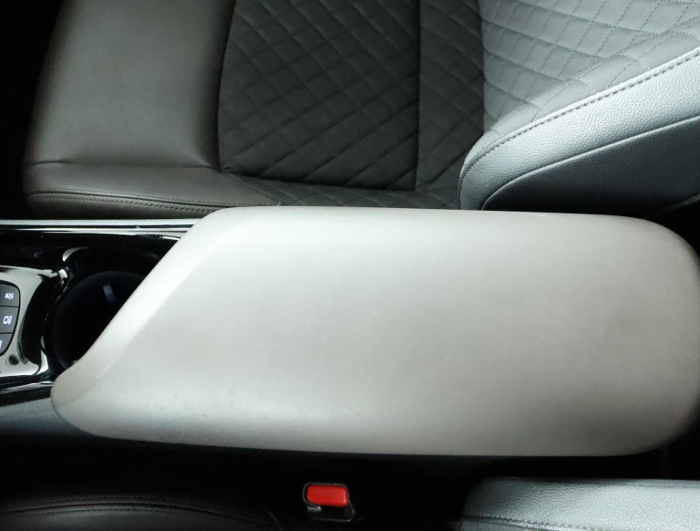 Toyota C-HR - 1.8 Hybrid Executive 63