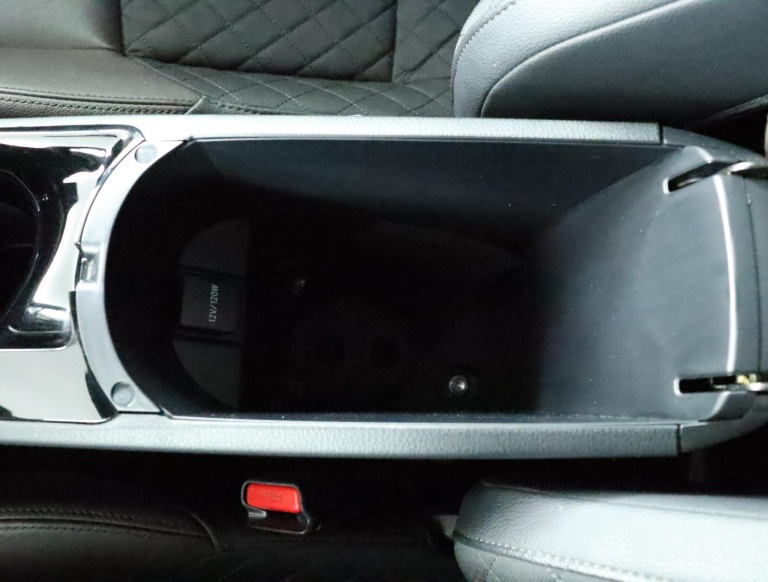 Toyota C-HR - 1.8 Hybrid Executive 64