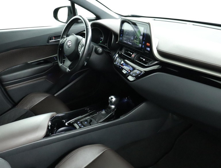 Toyota C-HR - 1.8 Hybrid Executive 68
