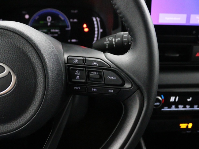 Toyota Yaris - 1.5 Hybrid 115 First Edition