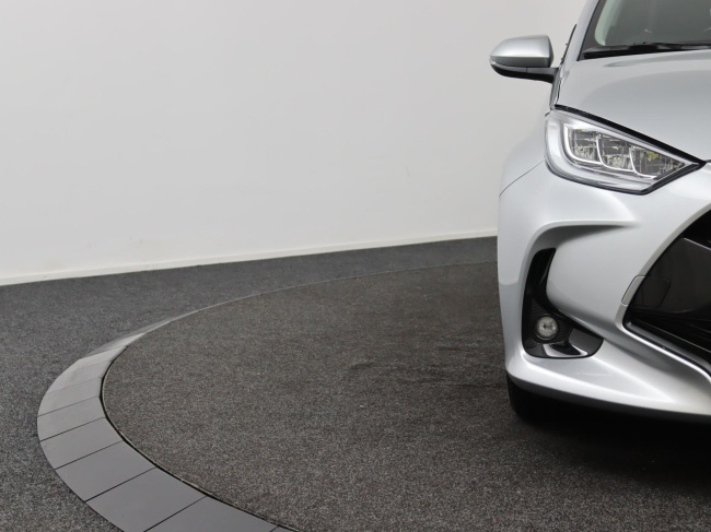 Toyota Yaris - 1.5 Hybrid 115 First Edition