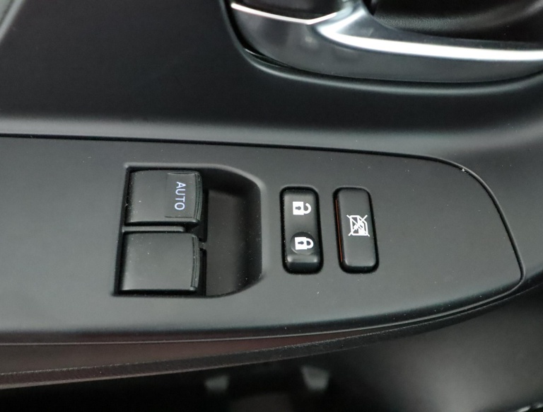 Toyota Yaris - 1.5 Hybrid Active 28