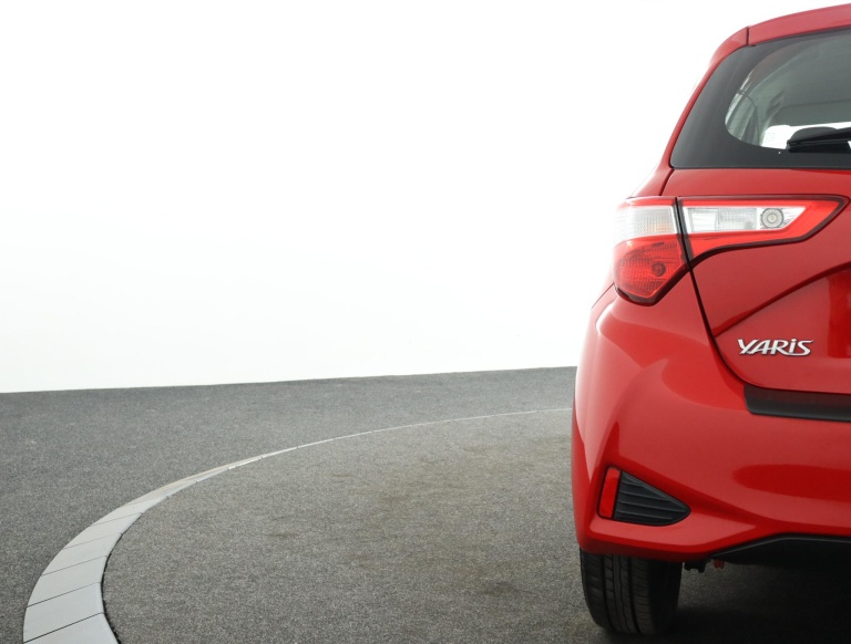 Toyota Yaris - 1.5 Hybrid Active 43