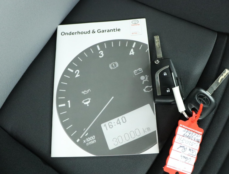 Toyota Yaris - 1.5 Hybrid Active 9
