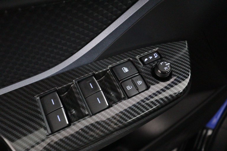Toyota C-HR - 2.0 Hybrid First Edition 28