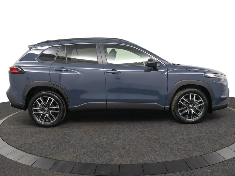 Toyota Corolla Cross - Hybrid 180 Executive 13