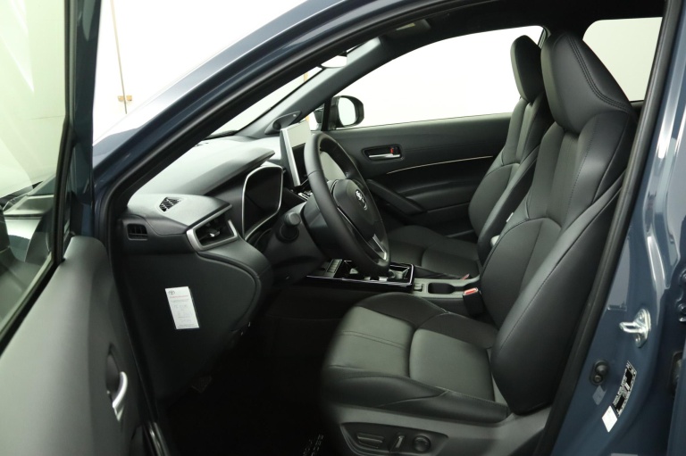Toyota Corolla Cross - Hybrid 180 Executive 17