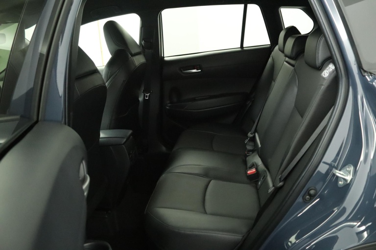 Toyota Corolla Cross - Hybrid 180 Executive 18