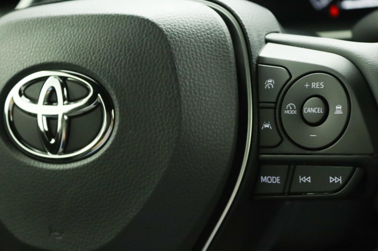 Toyota Corolla Cross - Hybrid 180 Executive 21