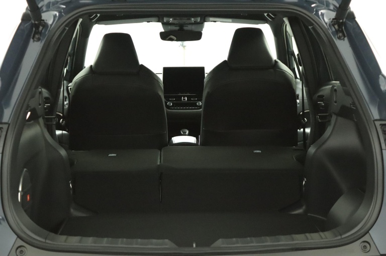 Toyota Corolla Cross - Hybrid 180 Executive 26