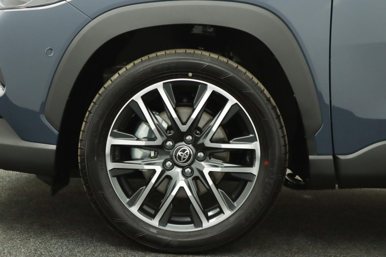 Toyota Corolla Cross - Hybrid 180 Executive 38