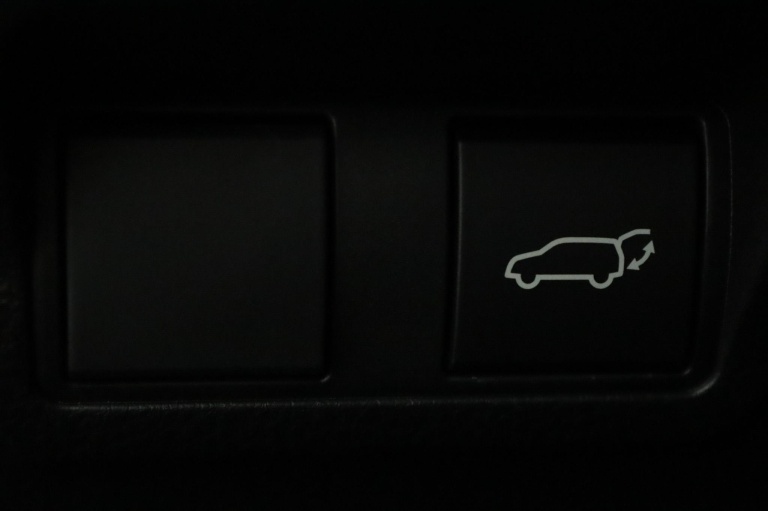 Toyota Corolla Cross - Hybrid 180 Executive 49