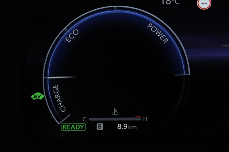 Toyota Corolla Cross - Hybrid 180 Executive 51