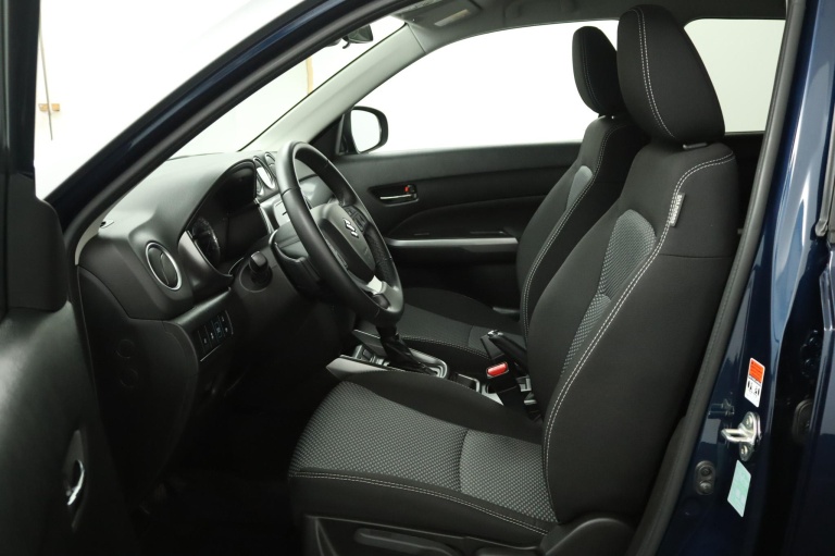 Suzuki Vitara - 1.5 Hybrid Select Rhino Edition 17