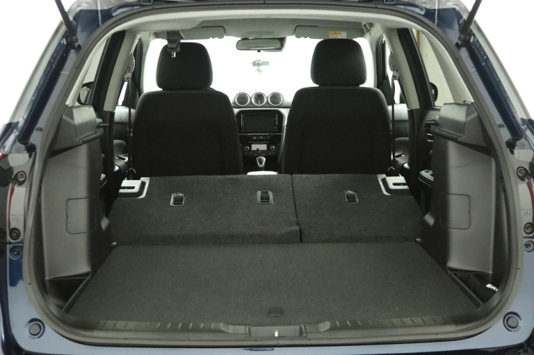 Suzuki Vitara - 1.5 Hybrid Select Rhino Edition 26