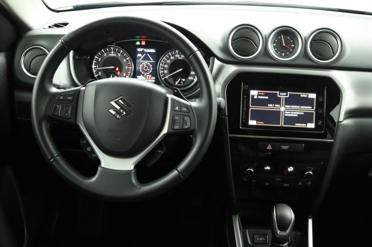 Suzuki Vitara - 1.5 Hybrid Select Rhino Edition 56