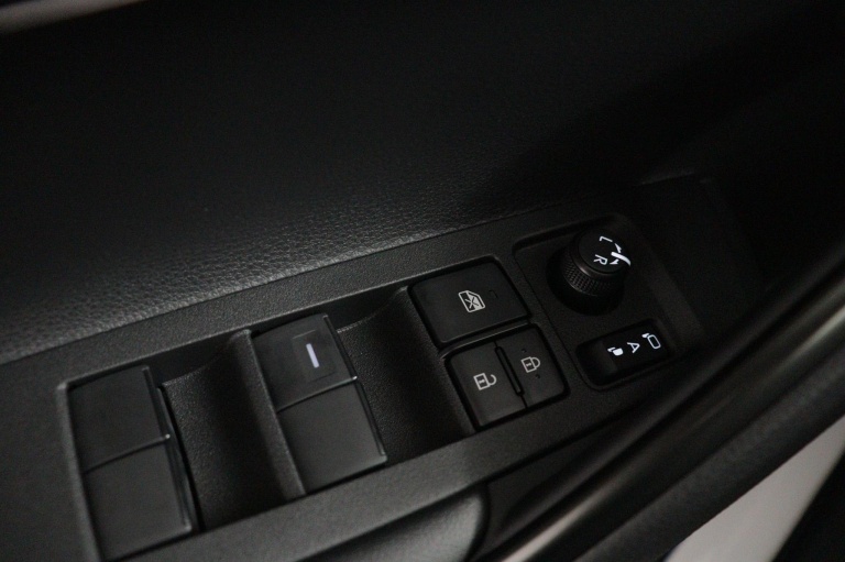 Toyota Corolla Cross - Hybrid 180 Executive 28