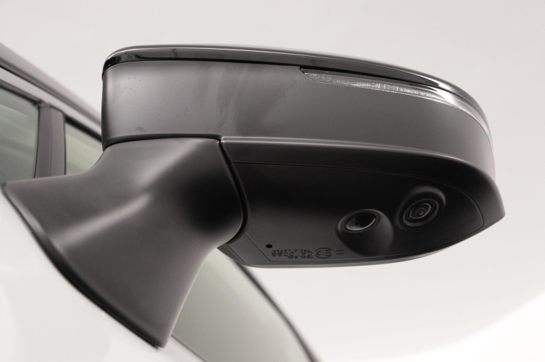 Toyota Corolla Cross - Hybrid 180 Executive 41