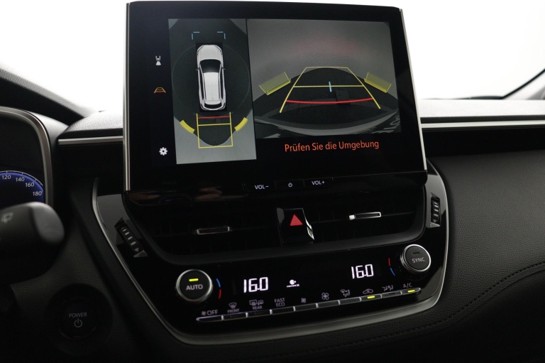 Toyota Corolla Cross - Hybrid 180 Executive 8