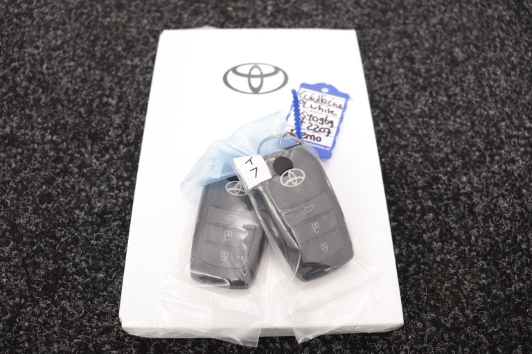 Toyota Corolla Cross - Hybrid 180 Executive 9