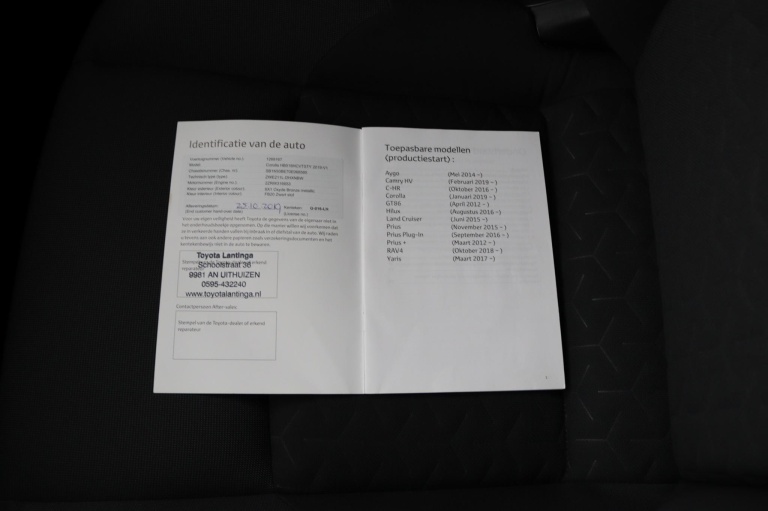 Toyota Corolla - 1.8 Hybrid Style 47