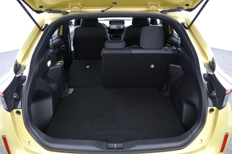 Toyota Yaris Cross - 1.5 Hybrid First Edition 24