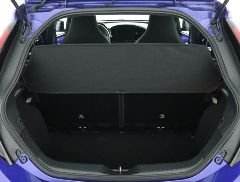 Toyota Aygo X - 1.0 VVT-i MT Play 24