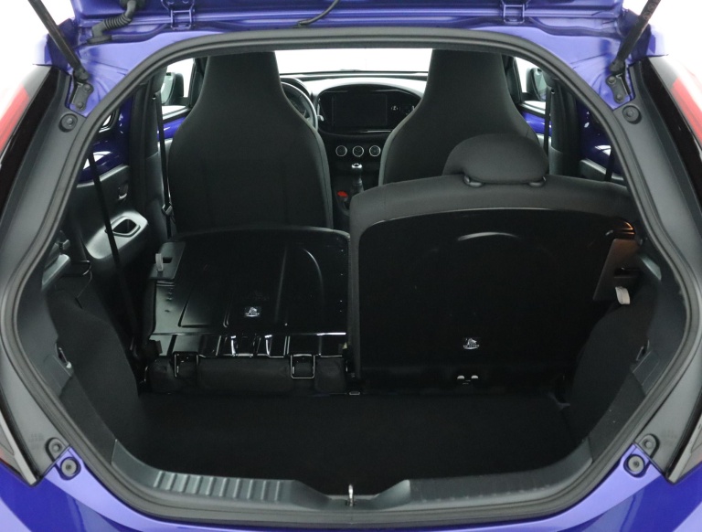Toyota Aygo X - 1.0 VVT-i MT Play 26