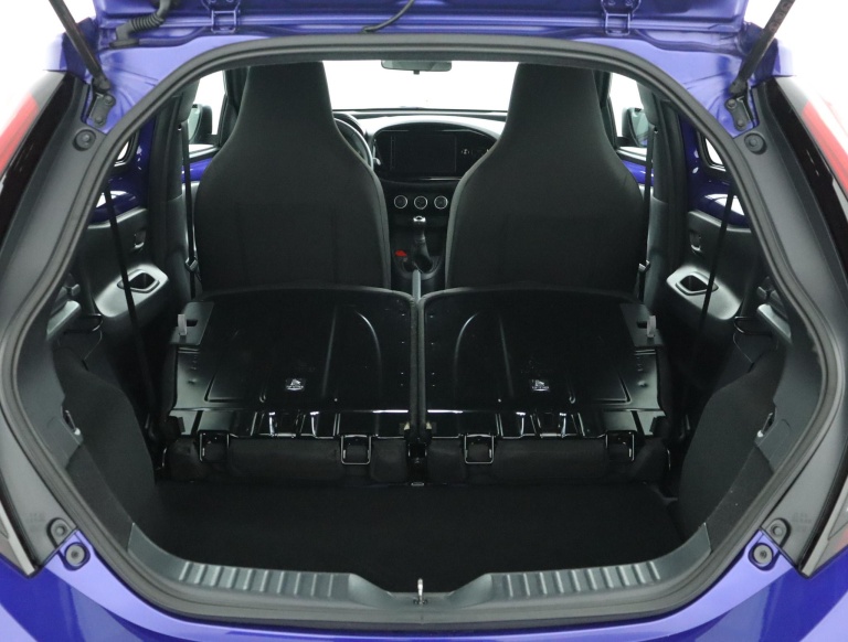 Toyota Aygo X - 1.0 VVT-i MT Play 27