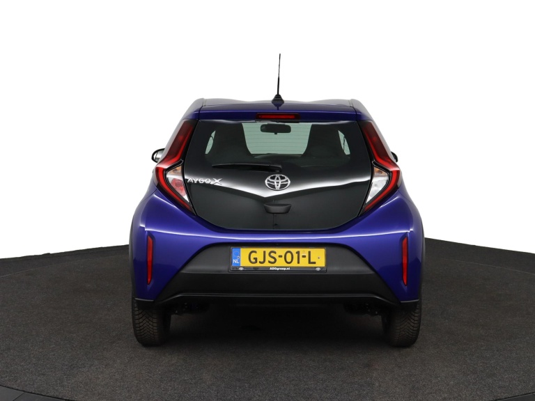Toyota Aygo X - 1.0 VVT-i MT Play 37