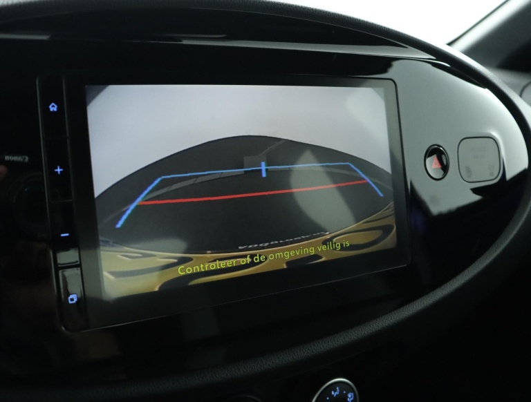 Toyota Aygo X - 1.0 VVT-i MT Play 9
