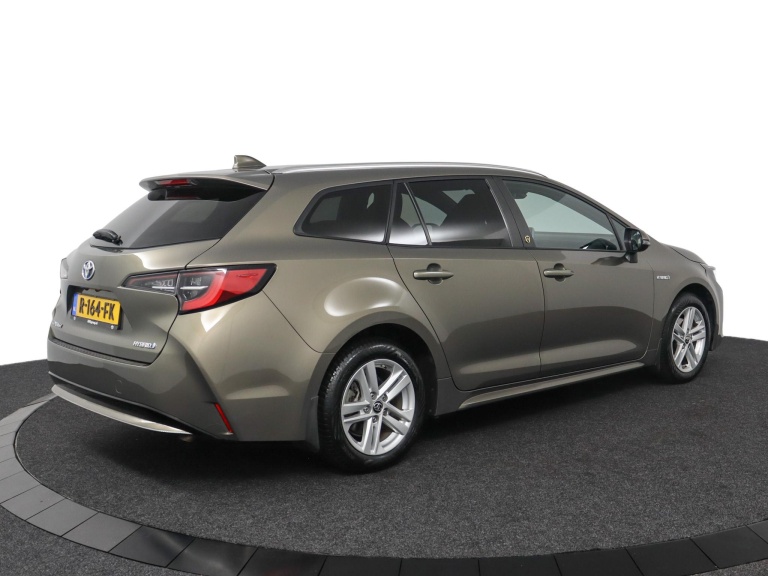 Toyota Corolla Touring Sports - 1.8 Hybrid Dynamic Limited 2