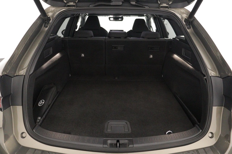 Toyota Corolla Touring Sports - 1.8 Hybrid Dynamic Limited 23