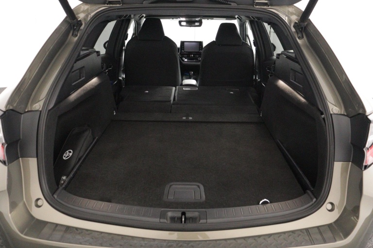 Toyota Corolla Touring Sports - 1.8 Hybrid Dynamic Limited 25