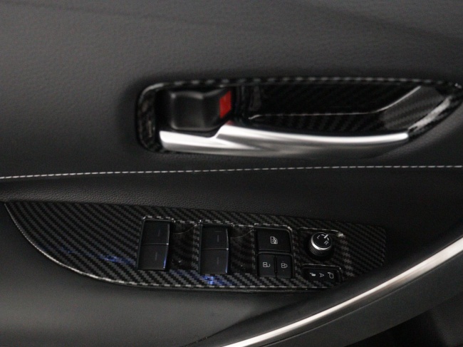 Toyota Corolla Touring Sports - 1.8 Hybrid Dynamic Limited