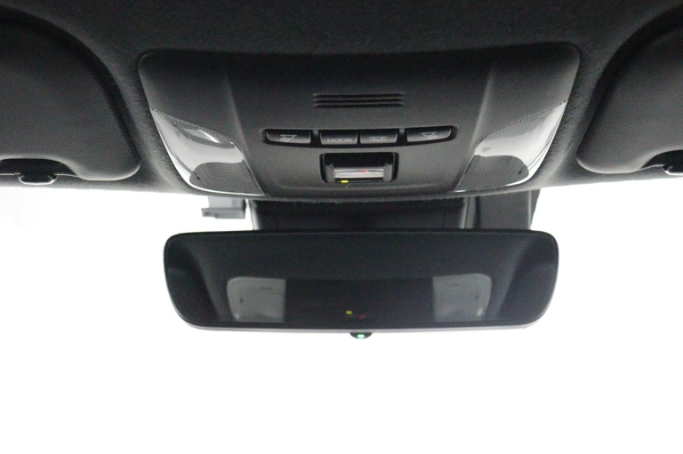 Toyota Corolla Touring Sports - 1.8 Hybrid Dynamic Limited 32