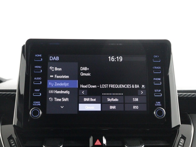 Toyota Corolla Touring Sports - 1.8 Hybrid Dynamic Limited