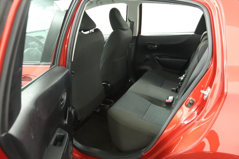 Toyota Yaris - 1.0 VVT-i Aspiration 18