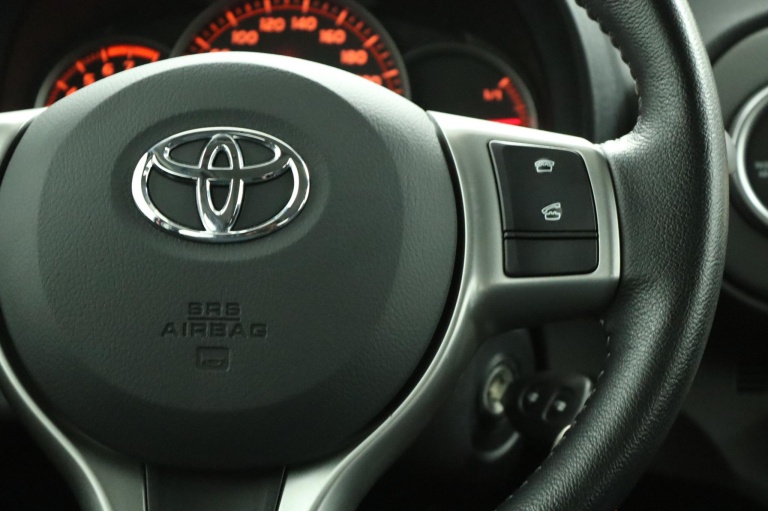 Toyota Yaris - 1.0 VVT-i Aspiration 21