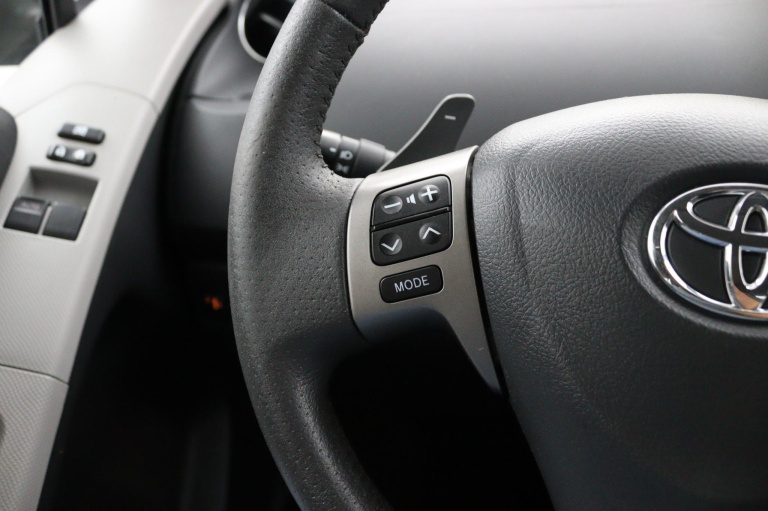 Toyota Yaris - 1.3 VVTi Aspiration | Trekhaak | Cruise Control 13