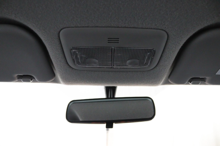 Toyota Yaris - 1.3 VVTi Aspiration | Trekhaak | Cruise Control 14
